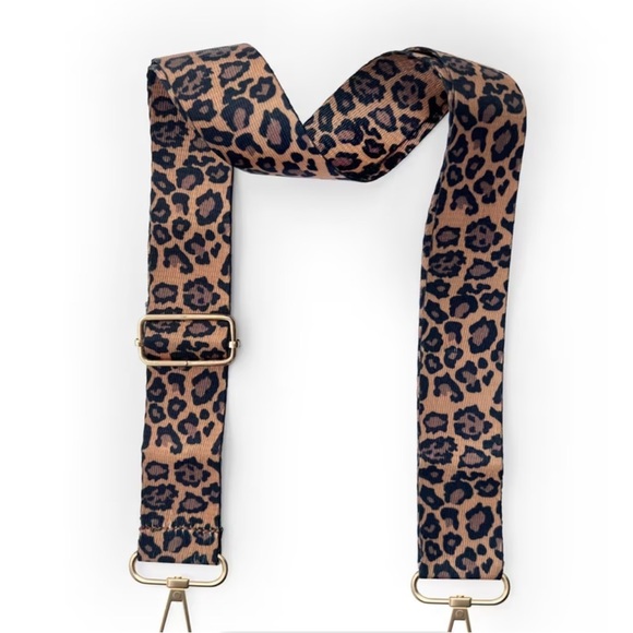 Crossbody Strap with Gold Hardware NWOT - Picture 4 of 4